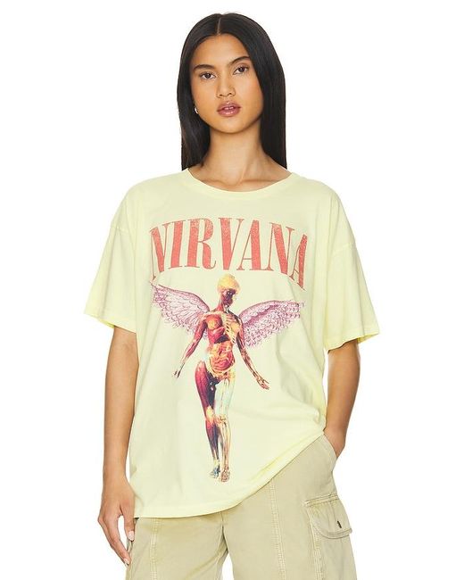 Camiseta nirvana Daydreamer de color Yellow