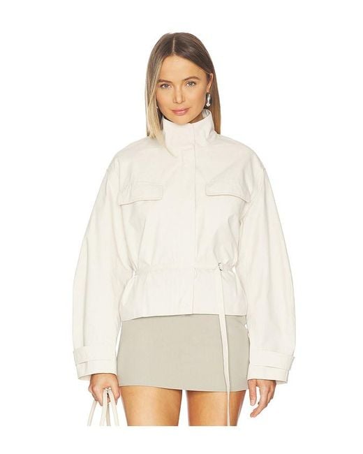 L'academie White 'Academie Aylin Jacket