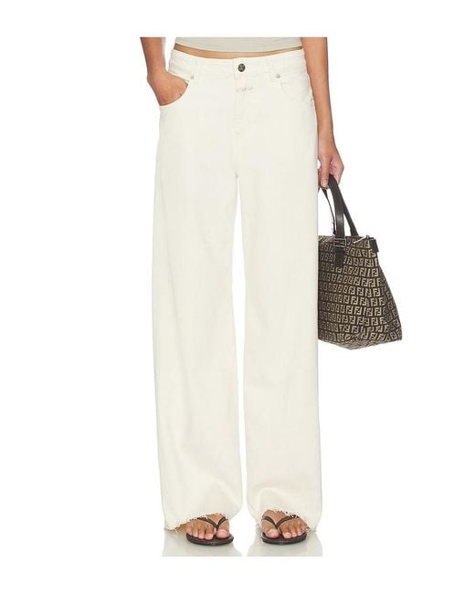 Closed White Jayla Jeans