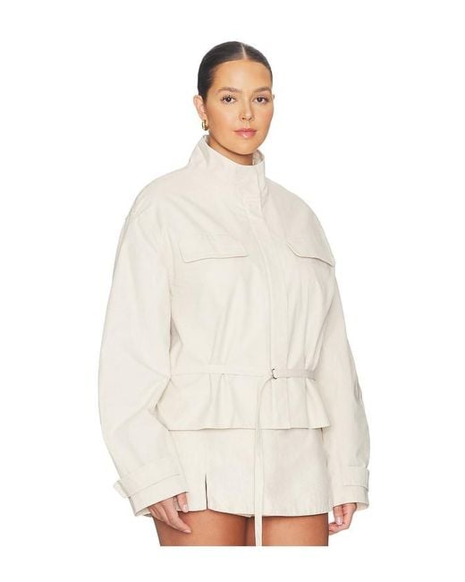 L'academie White 'Academie Aylin Jacket