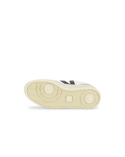 Veja White V-10 B-Mesh for men