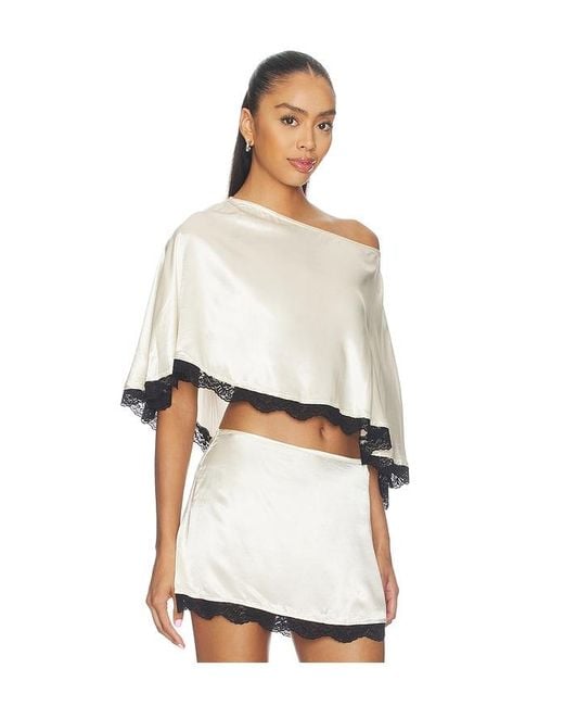 SNDY'S White Zaley Poncho Top