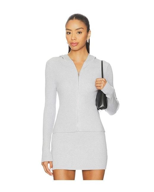 superdown White Strick Sariyah