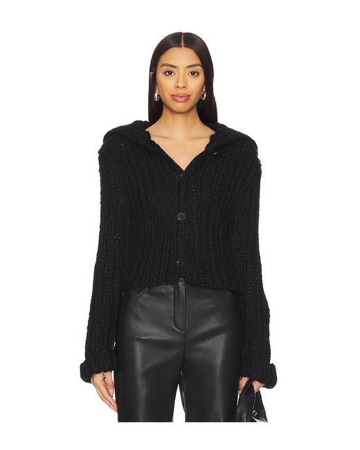 PULL RAY en Black MORE TO COME