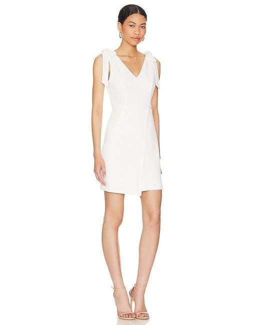 Vestido En Talla (También En 6) BCBGeneration de color White