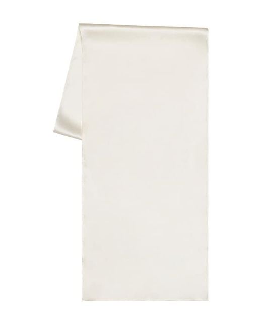 Helsa White The Shawl
