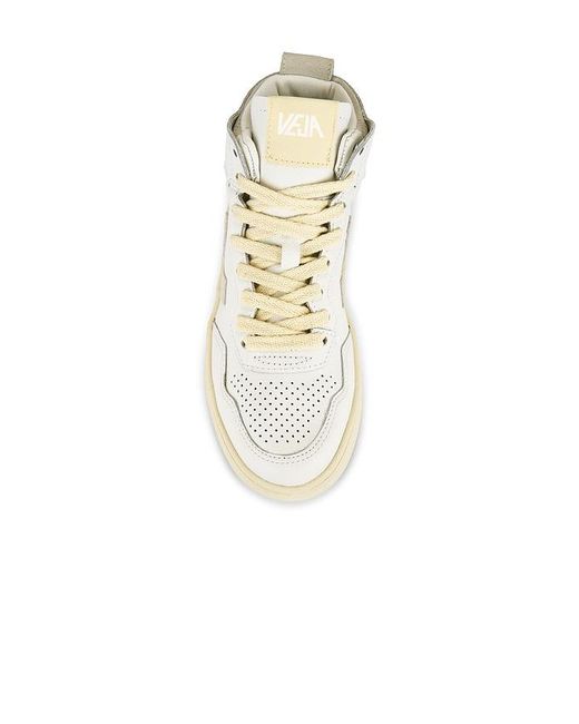 Veja White V-95 Sneaker