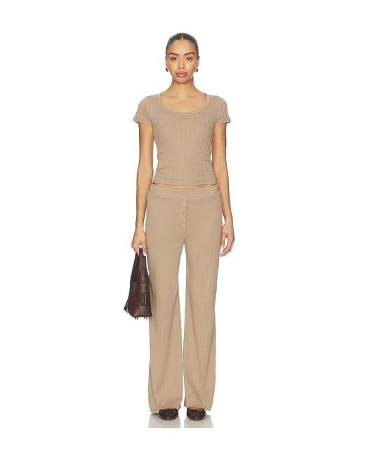 VIR VITA Natural Pointelle Scoop Tee