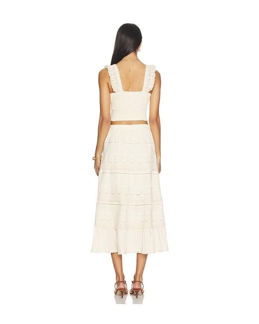 Heartloom White Dionne Set