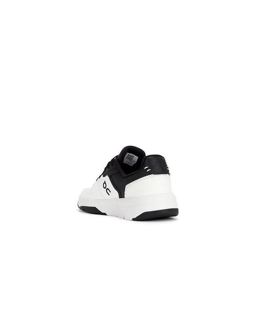 On Shoes White The Roger Clubhouse Sneaker