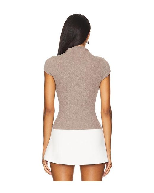 geel White Polyester-Cotton Ribbed Cap-Sleeve Top