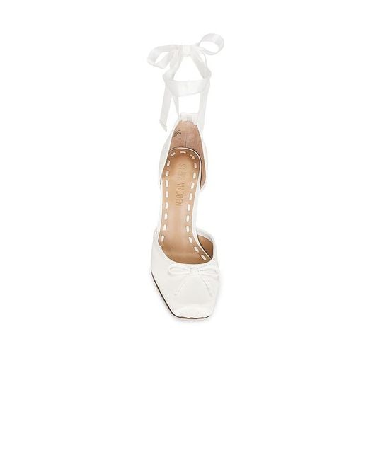 Steve Madden White Larina Heel