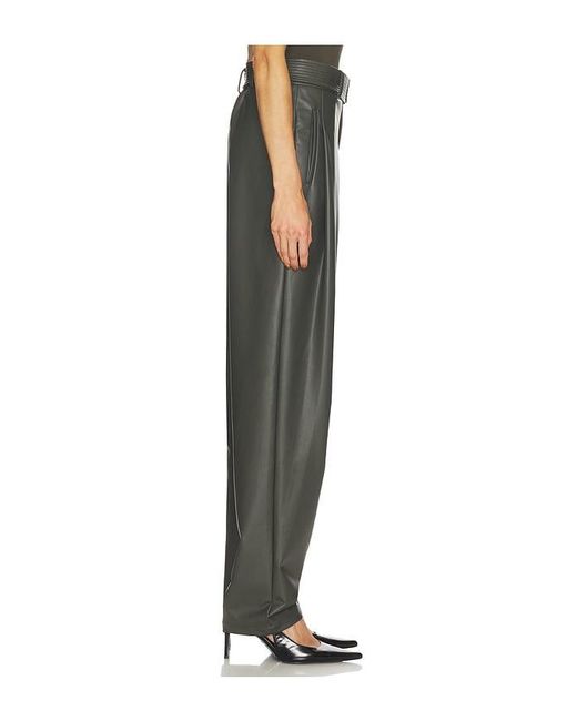 PANTALON FAUX LEATHER BELTED TAPERED en Dark Green LAPOINTE
