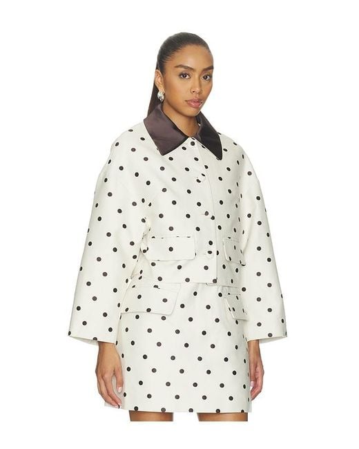 Baum und Pferdgarten White Bebeth Jacket