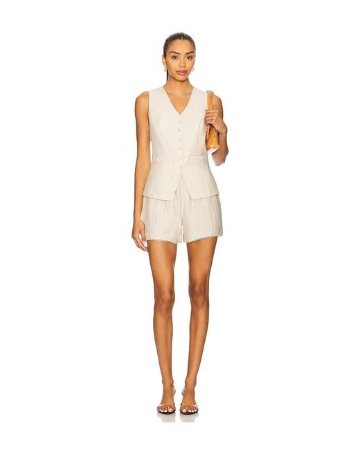 Heartloom White Como Short