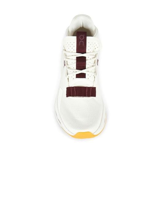 On Shoes White Cloudnova 2 Sneaker