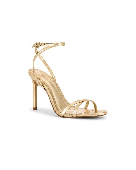 Steve Madden White Sandale Jypsey