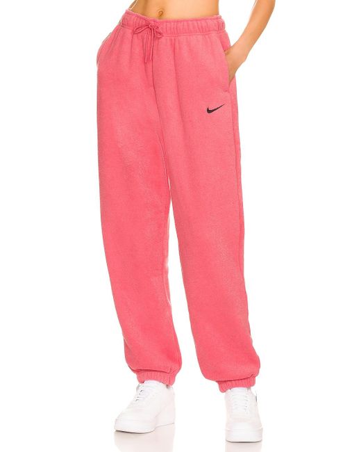 nike plush jogger