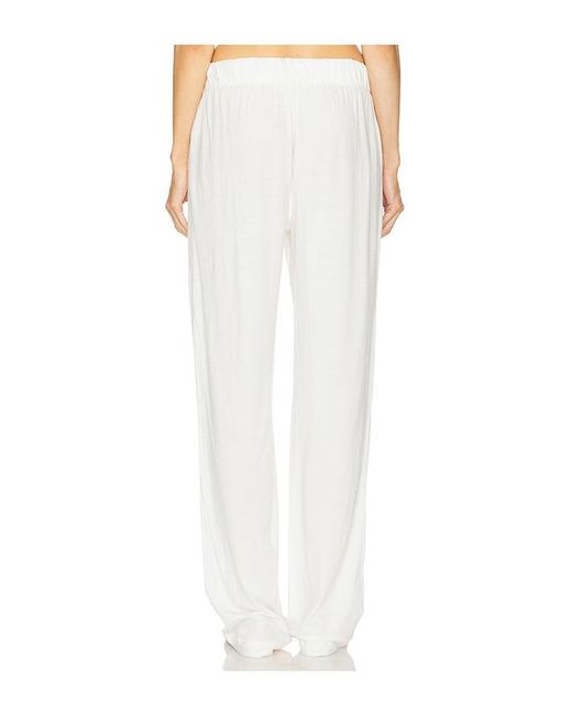 ÉTERNE White Hose
