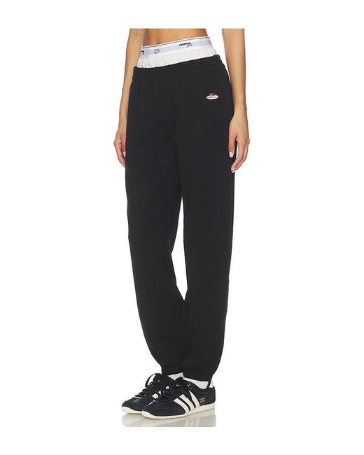 HOMMEGIRLS Black X Fruit Of The Loom Boxer Sweatpants