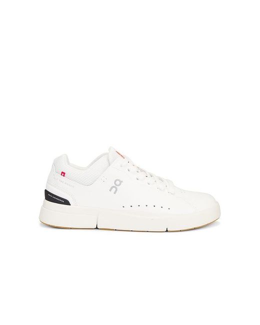 On Shoes White The Roger Advantage Sneaker