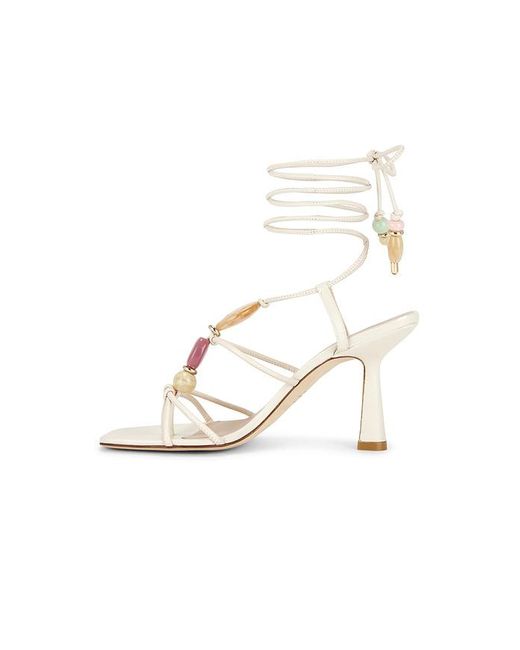 Stuart Weitzman White Sandale Majorca Wrap 85