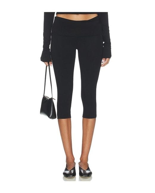 ÉTERNE Black Foldover Capri Legging