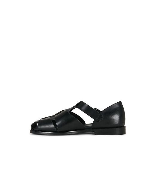 G.H.BASS Black Potter Flat Sandals for men