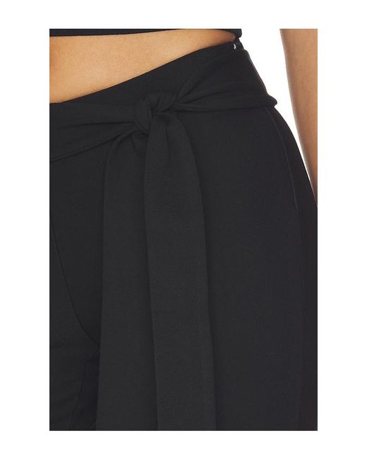 Tiger Mist Black Pilar Capri