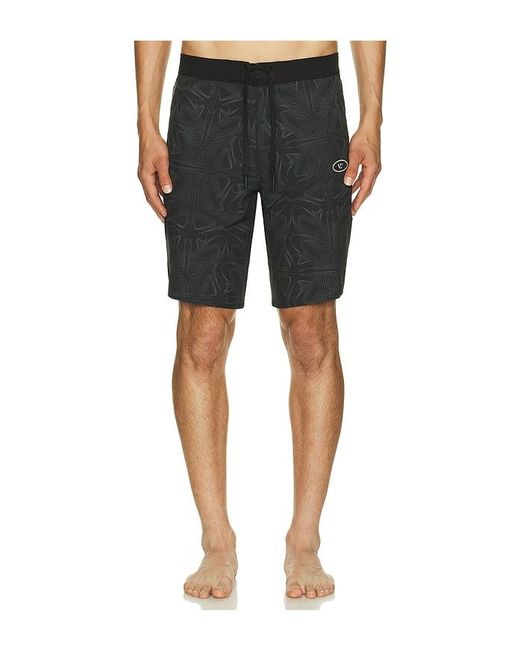 Rivvia Projects Black Logger 18 Maze Trunk for men