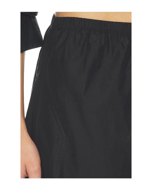 Theory Black Fluid Cropped Pants