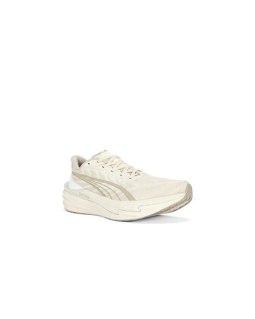 PUMA White Deviate Nitro 4 Sneaker