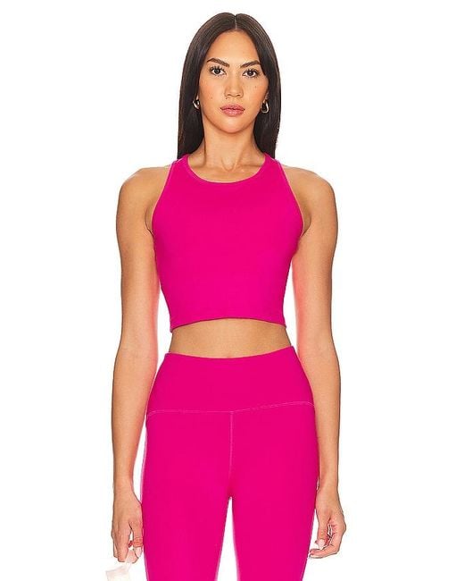 Camiseta tirantes powerbeyond strive Beyond Yoga de color Pink