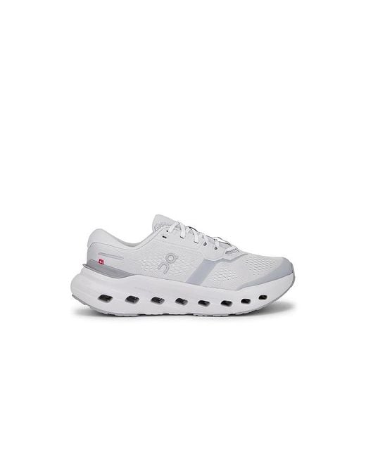 On Shoes Sneakers Cloudrunner in White für Herren