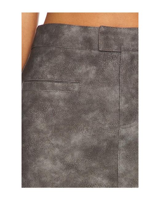 superdown Gray Rock Minta