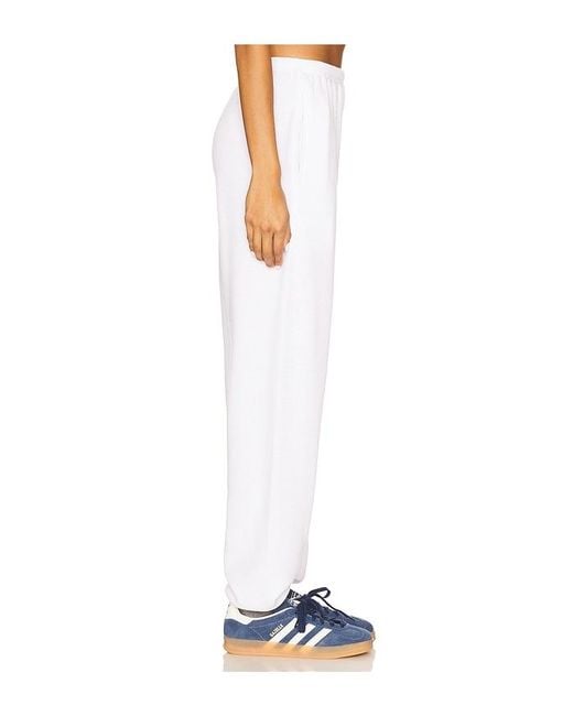 Boys Lie White Out Of Their League Kimmy Pants