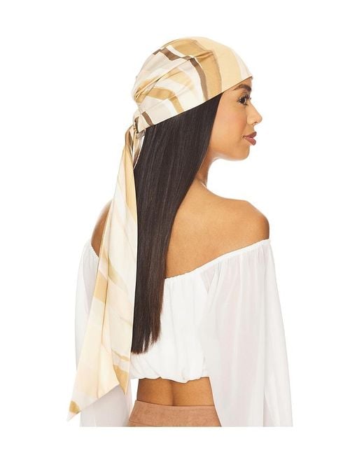 Banda Para El Pelo Gigi En Talla En Eugenia Kim de color White