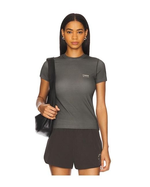 7 DAYS ACTIVE Black Training Tee