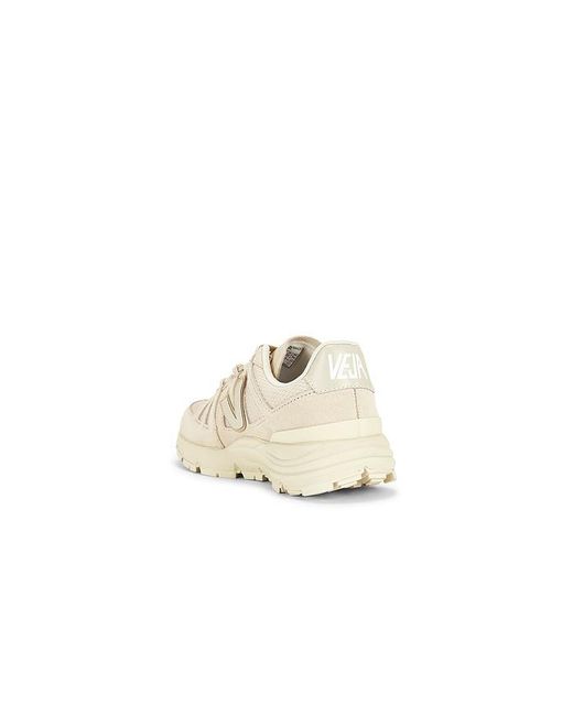 Veja Natural Salar Sneaker
