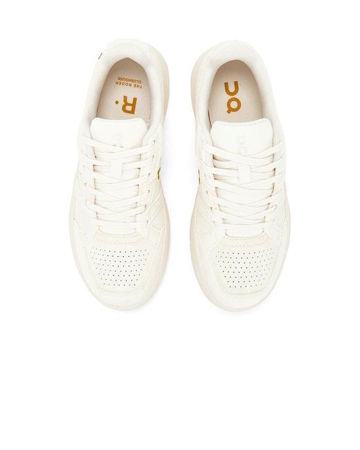 On Shoes White The Roger Clubhouse Ace Sneaker