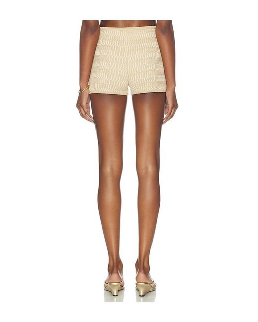 Devon Windsor White Grazia Short