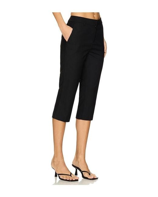 Nia Black Cruz Capri