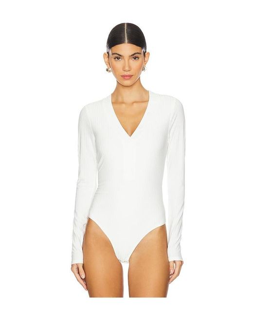GOOD AMERICAN White Ribbed Henley