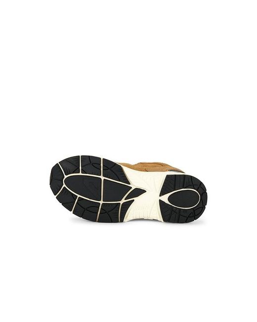 Autry Metallic Hyperway Low Sneaker