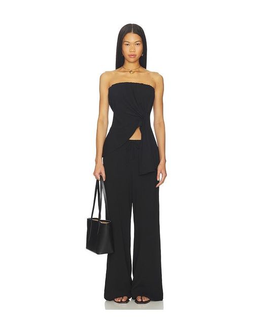 SOVERE Black Aine Top