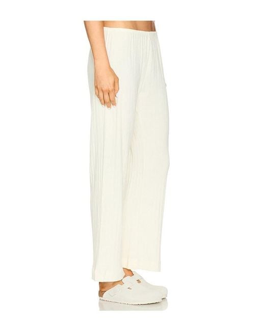 DONNI. White Pointelle Simple Cropped Pant
