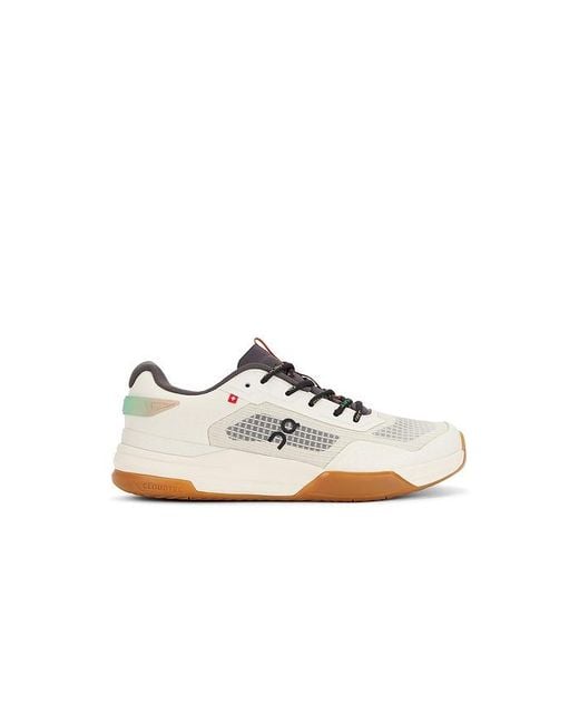 On Shoes White X Z5 The Roger Advantage Sneaker for men
