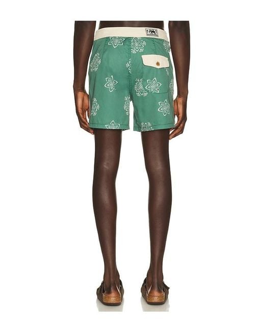Rhythm Green Doily Heritage Trunk for men