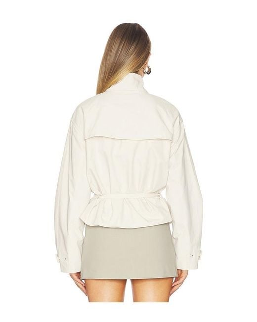 L'academie White 'Academie Aylin Jacket