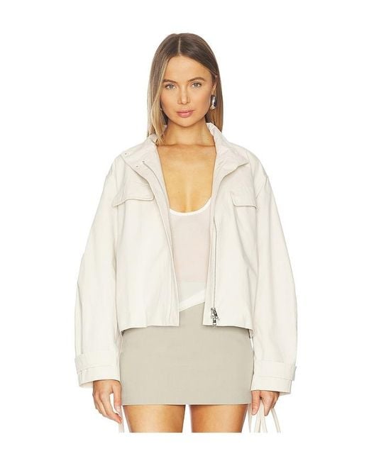 L'academie White 'Academie Aylin Jacket